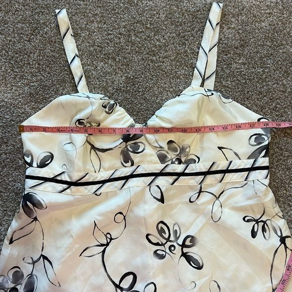 White House Black Market NWT Silk Tank Top Blouse Shirt Size XL. - Picture 8 of 10